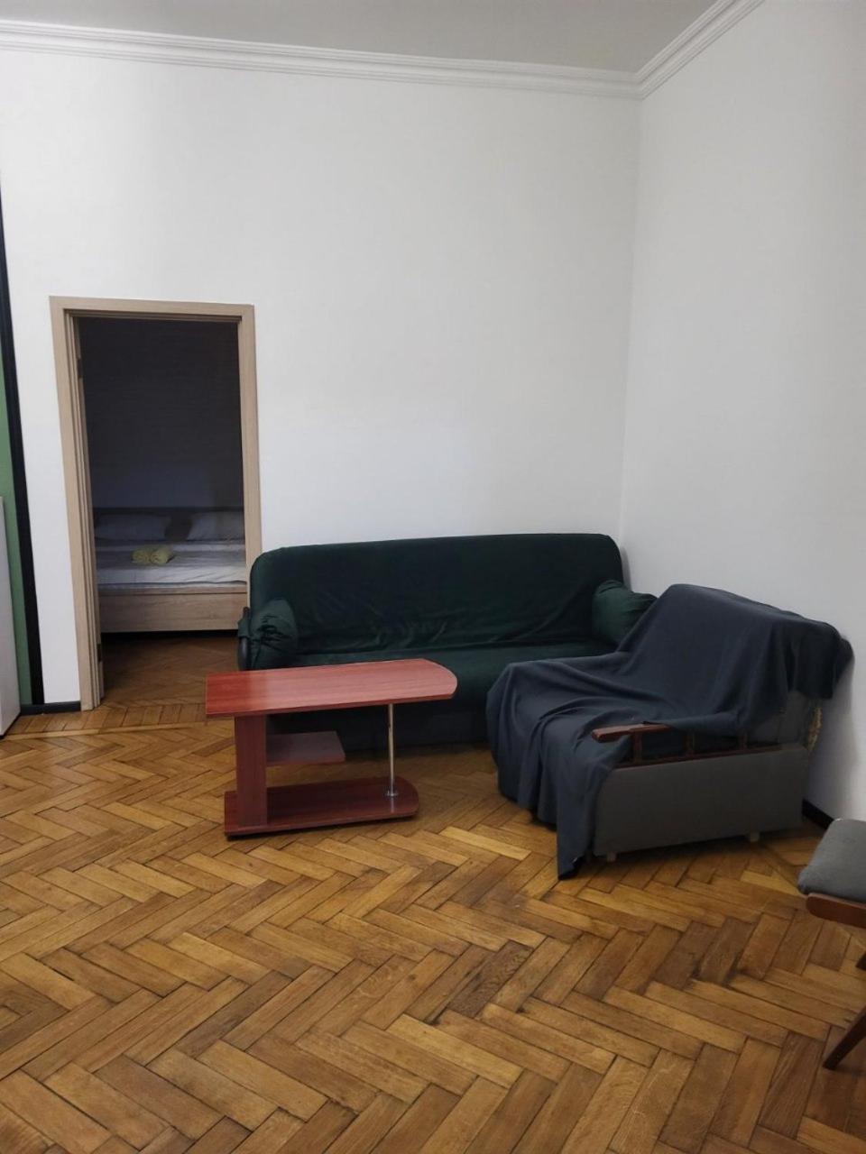 Apartamenty On Knyazya Romana 리비프 외부 사진